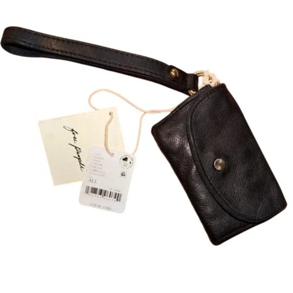 Free People Leather Wristlet Wallet,‎ black, new with tags